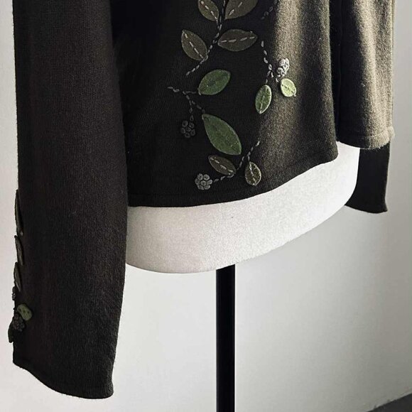 Kasper Deep Olive Wool-Blend Cardigan with Felt Leaf Appliqué – US XL - Picture 4 of 10